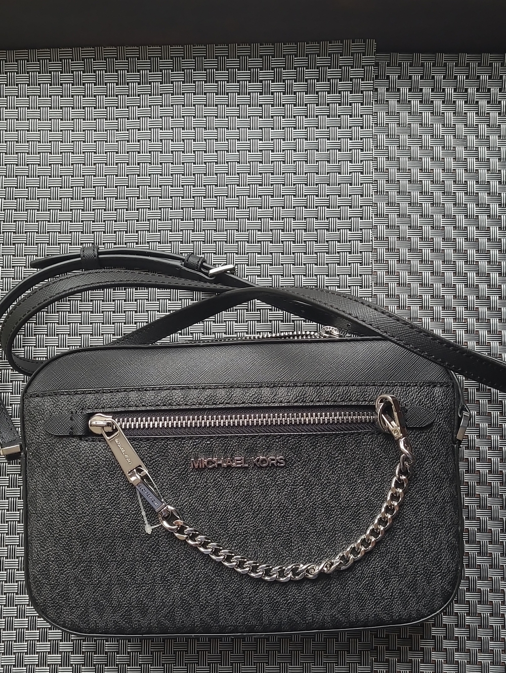 Michael KORS Black Handbag/ Purse. NWT.